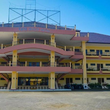 Uni Beach Hotel Pangandaran Luaran gambar