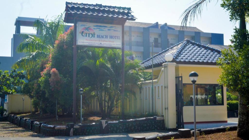 Uni Beach Hotel Pangandaran Luaran gambar