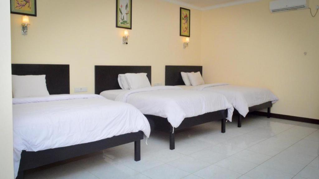 Uni Beach Hotel Pangandaran Luaran gambar