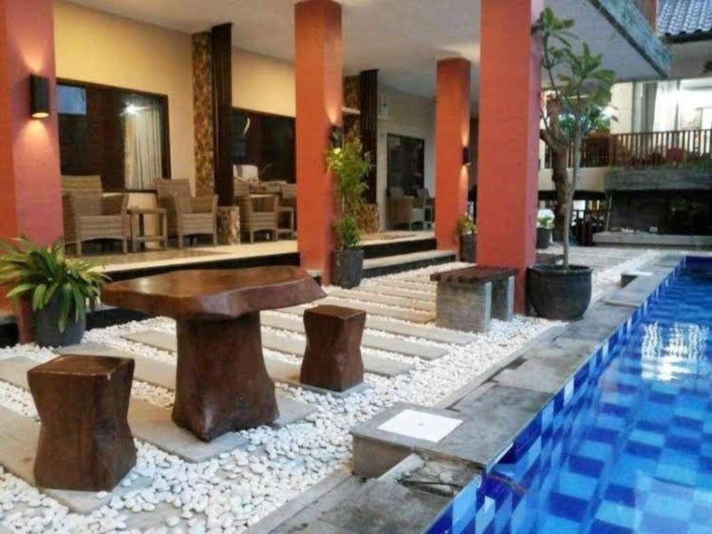 Uni Beach Hotel Pangandaran Luaran gambar